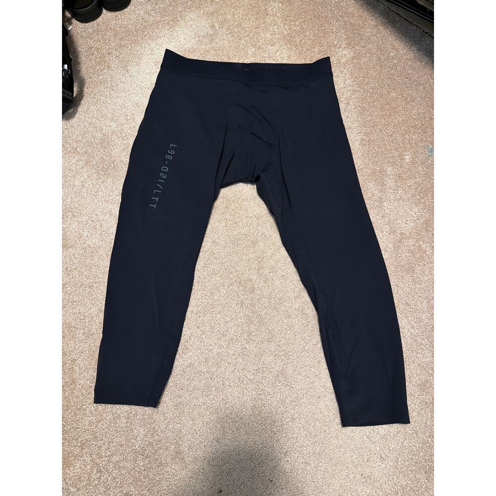 Lululemon men’s license to train tight 21” size XXL